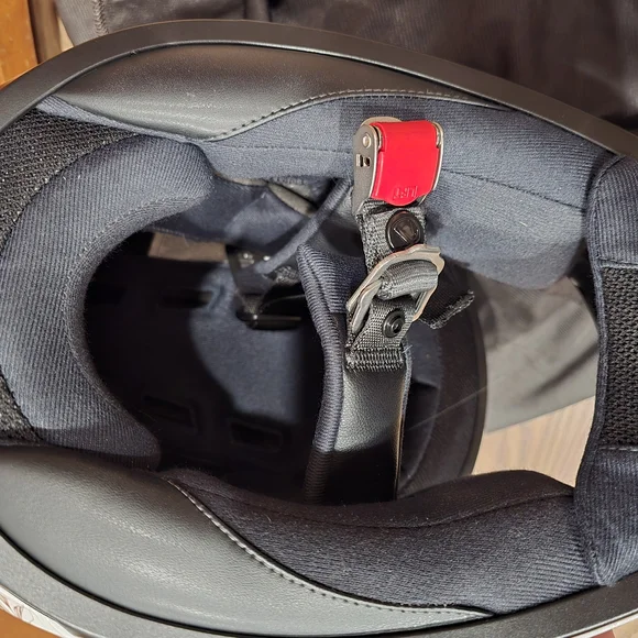 HJC White Motorcycle Helmet with Floral Design - Picture 3 of 4